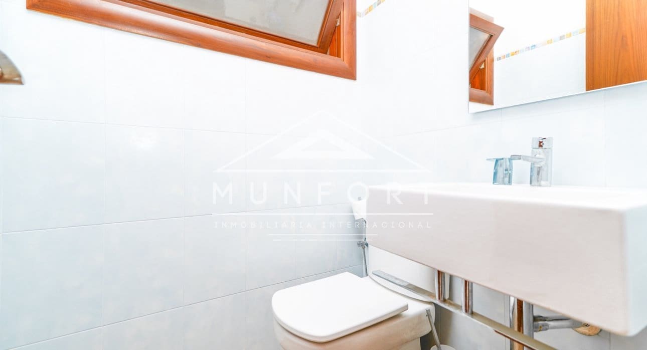 5 makuuhuone Huvila myytävänä paikassa Santiago de la Ribera mukana uima-altaan - 799 000 € (Ref: 8900845)