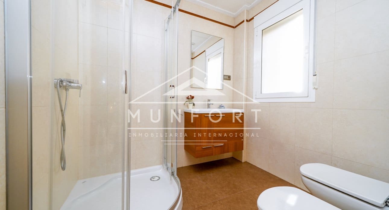 5 makuuhuone Huvila myytävänä paikassa Santiago de la Ribera mukana uima-altaan - 799 000 € (Ref: 8900845)