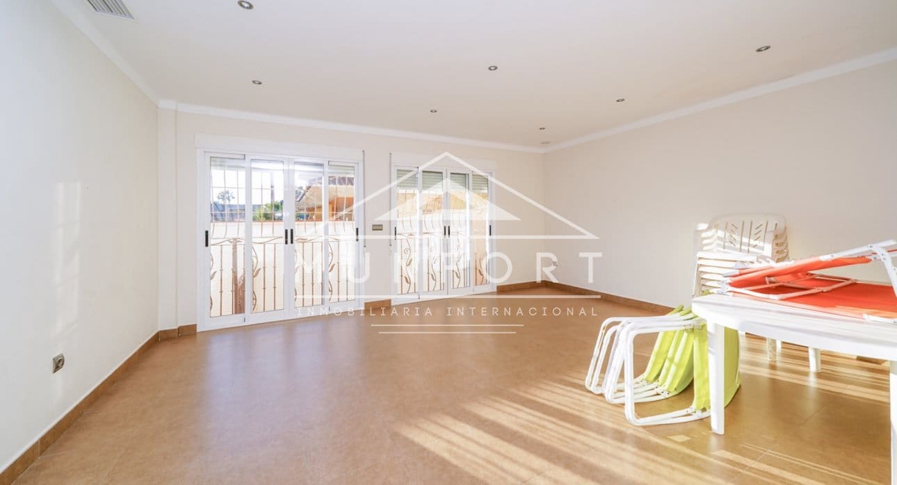 5 makuuhuone Huvila myytävänä paikassa Santiago de la Ribera mukana uima-altaan - 799 000 € (Ref: 8900845)