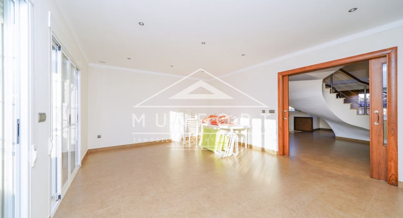 5 makuuhuone Huvila myytävänä paikassa Santiago de la Ribera mukana uima-altaan - 799 000 € (Ref: 8900845)