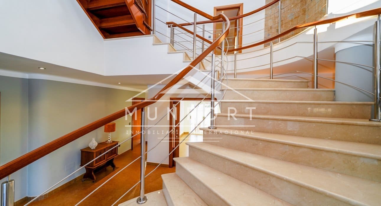 5 makuuhuone Huvila myytävänä paikassa Santiago de la Ribera mukana uima-altaan - 799 000 € (Ref: 8900845)