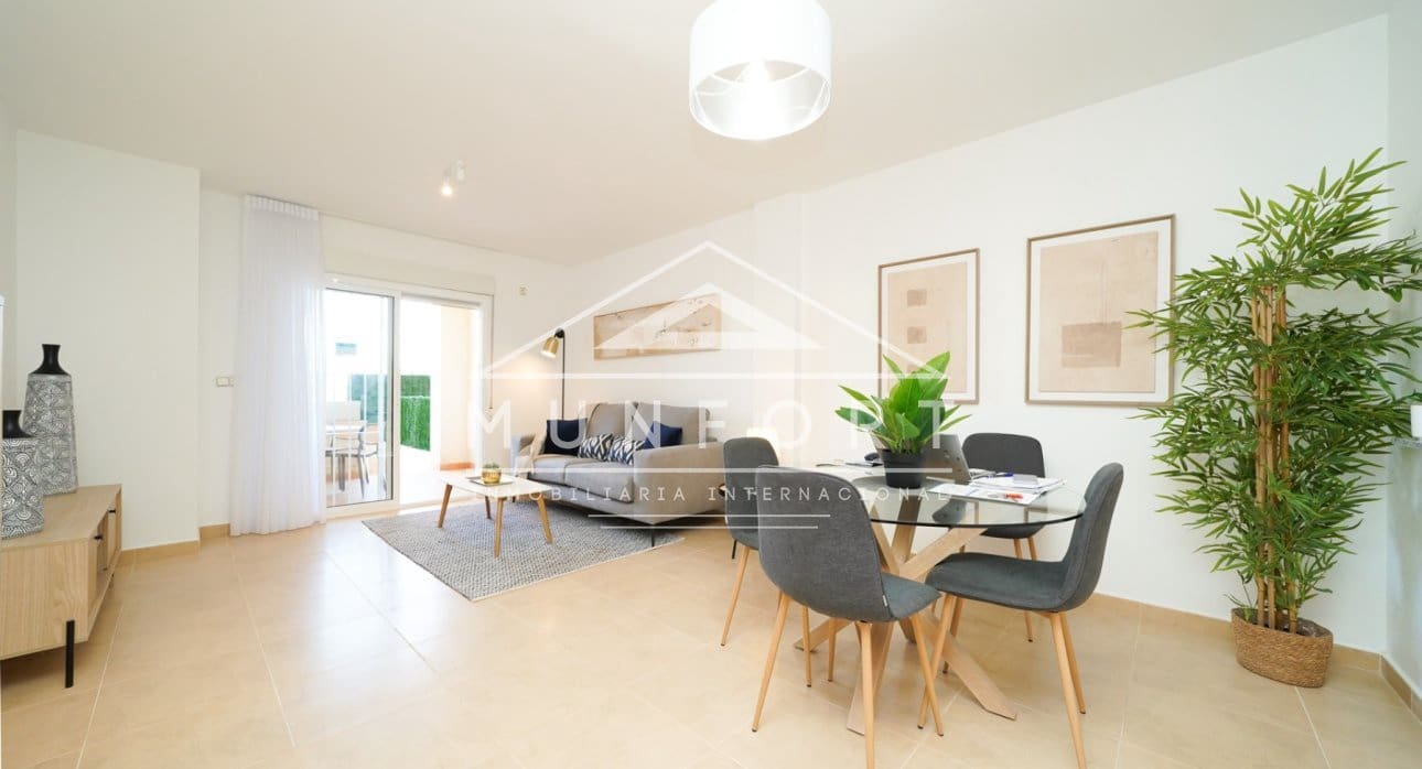 2 slaapkamer Penthouse te koop in Orihuela Costa met zwembad - € 198.500 (Ref: 8906834)