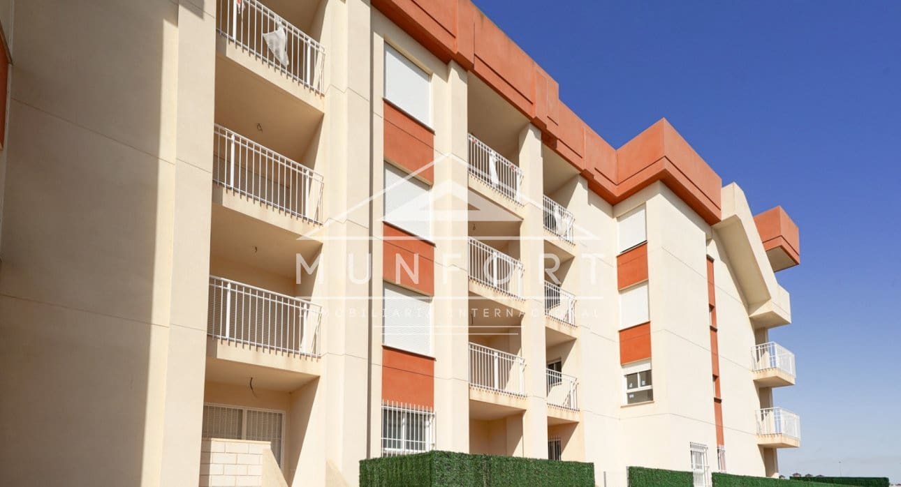 2 slaapkamer Penthouse te koop in Orihuela Costa met zwembad - € 198.500 (Ref: 8906834)