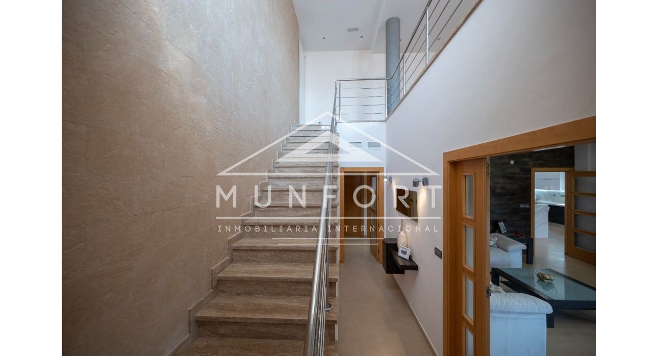 4 soveværelse Villa til salg i Avileses med swimmingpool - € 1.350.000 (Ref: 8907872)