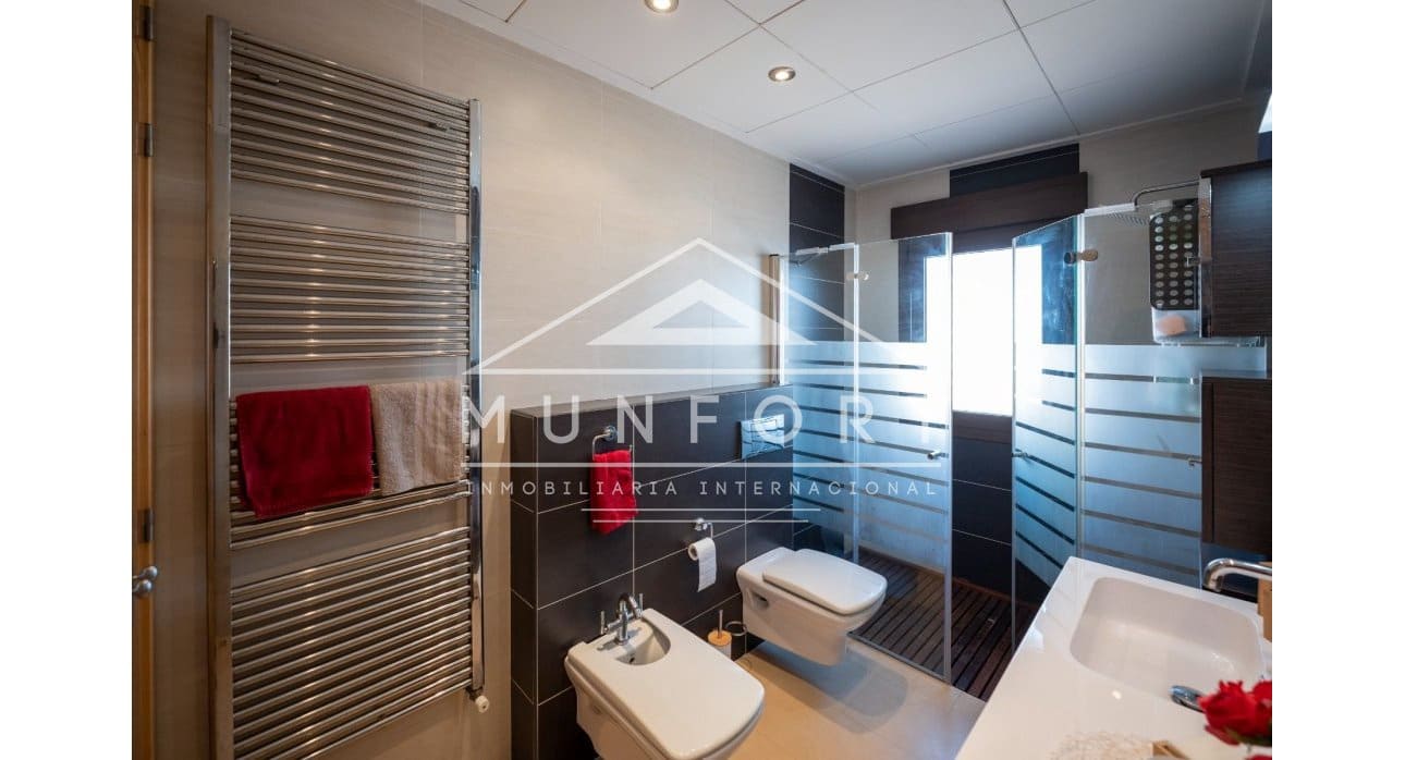 4 soveværelse Villa til salg i Avileses med swimmingpool - € 1.350.000 (Ref: 8907872)