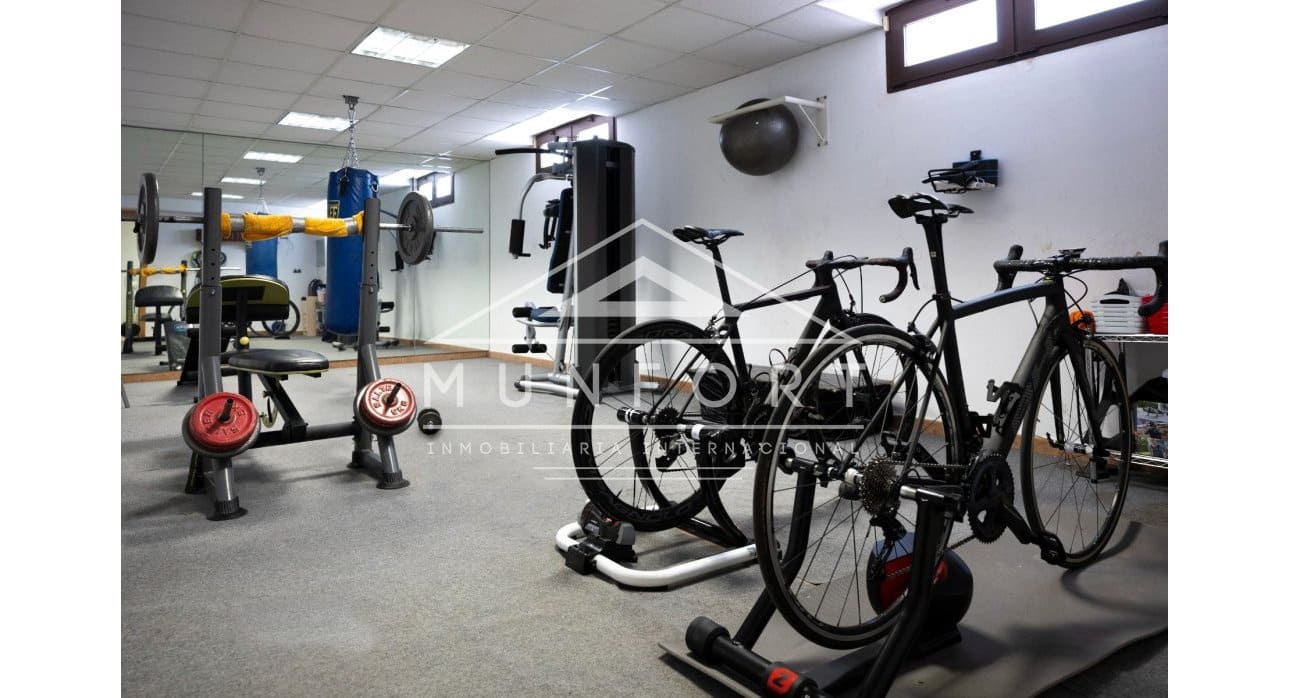 4 soveværelse Villa til salg i Avileses med swimmingpool - € 1.350.000 (Ref: 8907872)