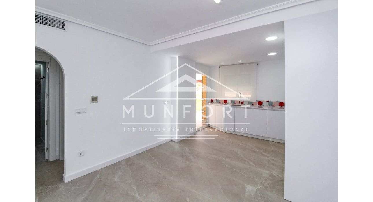 2 makuuhuone Bungalow myytävänä paikassa Torre de la Horadada mukana uima-altaan - 225 000 € (Ref: 8912380)