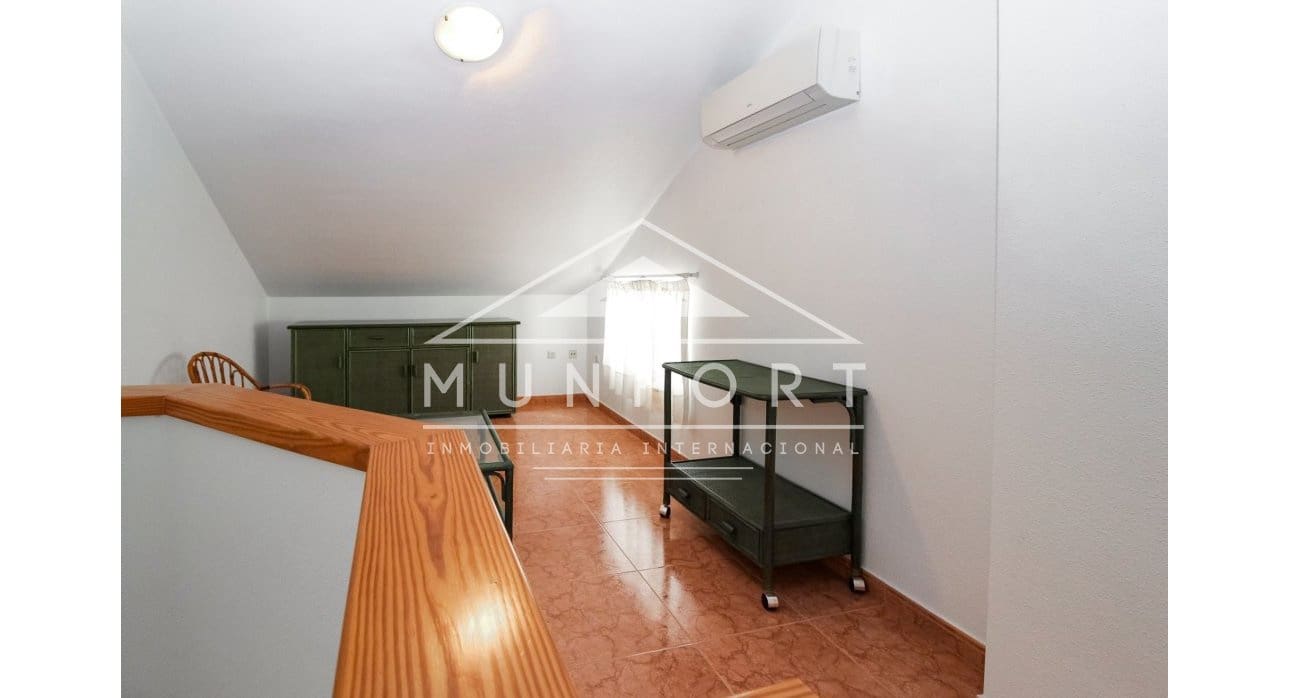 4 bedroom Semi-detached Villa for sale in Torre de la Horadada - € 249,000 (Ref: 8912383)