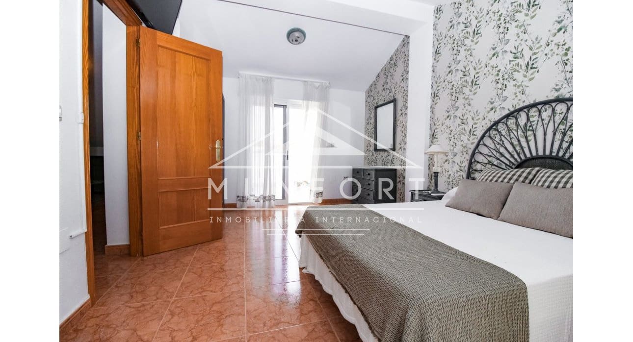 4 bedroom Semi-detached Villa for sale in Torre de la Horadada - € 249,000 (Ref: 8912383)