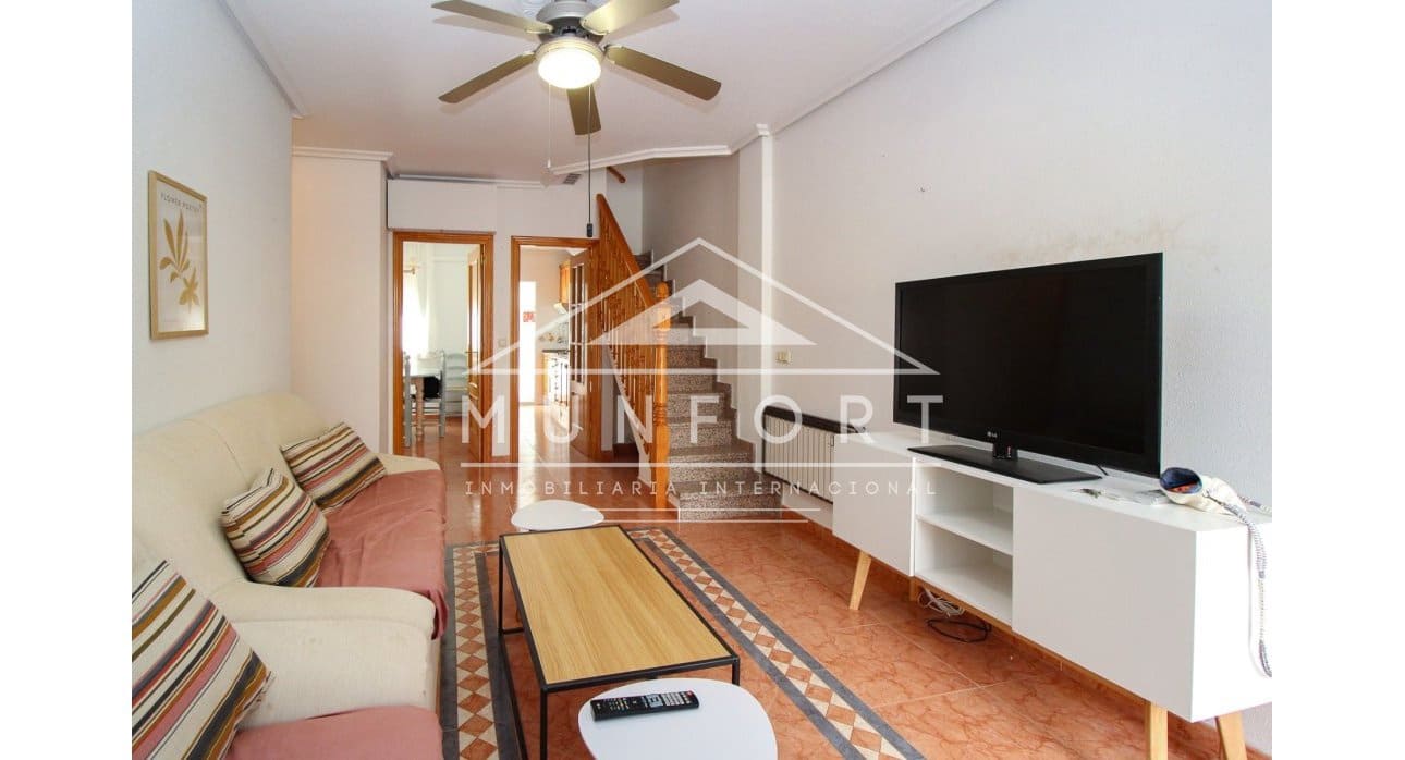 4 bedroom Semi-detached Villa for sale in Torre de la Horadada - € 249,000 (Ref: 8912383)