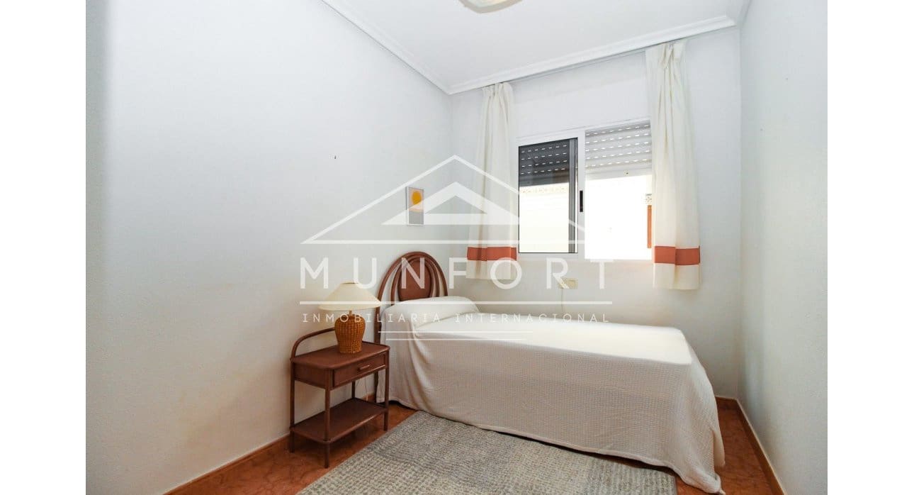 4 bedroom Semi-detached Villa for sale in Torre de la Horadada - € 249,000 (Ref: 8912383)