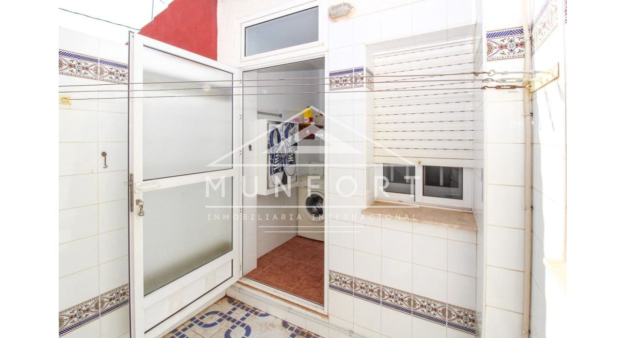 4 bedroom Semi-detached Villa for sale in Torre de la Horadada - € 249,000 (Ref: 8912383)