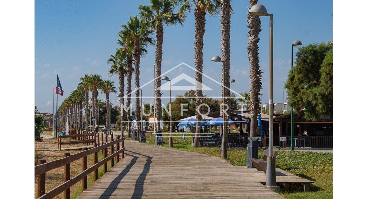 4 bedroom Semi-detached Villa for sale in Torre de la Horadada - € 249,000 (Ref: 8912383)