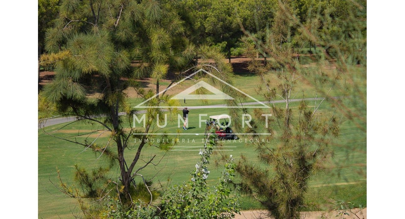 4 bedroom Semi-detached Villa for sale in Torre de la Horadada - € 249,000 (Ref: 8912383)