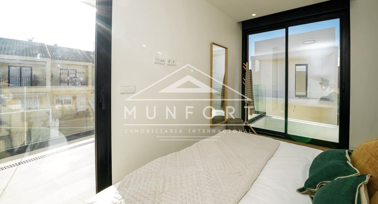 3 makuuhuone Huvila myytävänä paikassa Torre de la Horadada mukana uima-altaan - 599 900 € (Ref: 8920236)