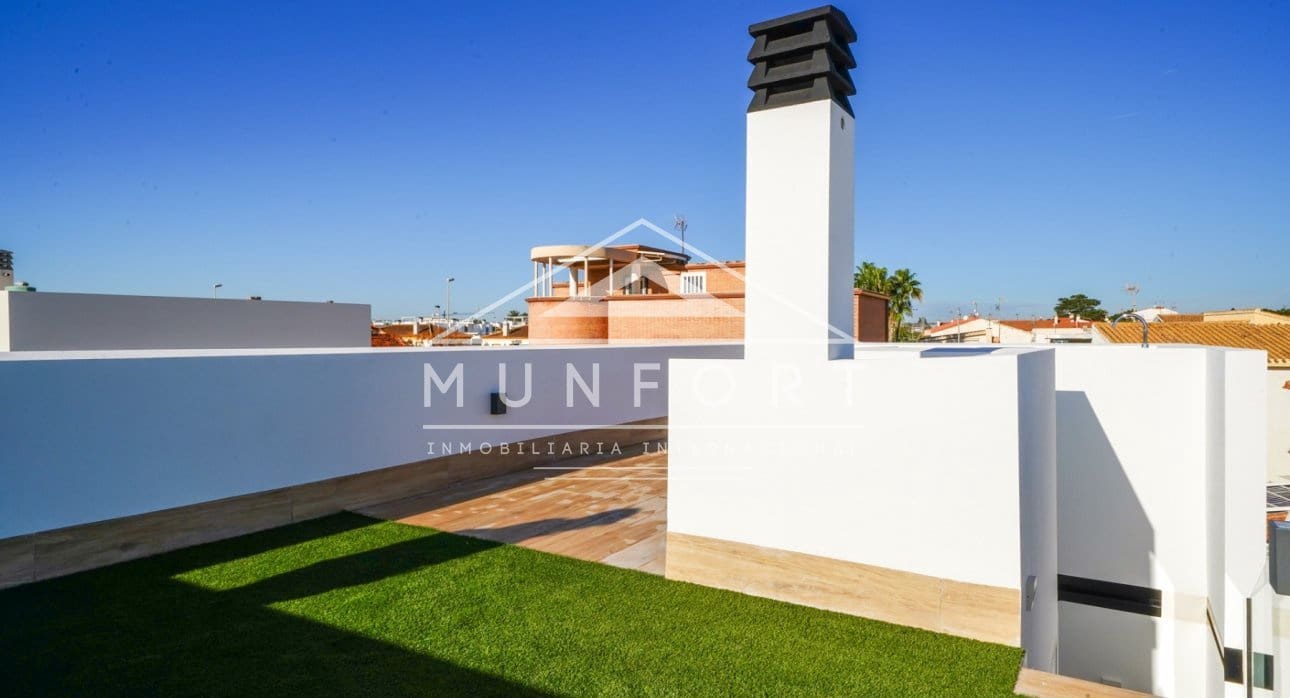 3 makuuhuone Huvila myytävänä paikassa Torre de la Horadada mukana uima-altaan - 599 900 € (Ref: 8920236)