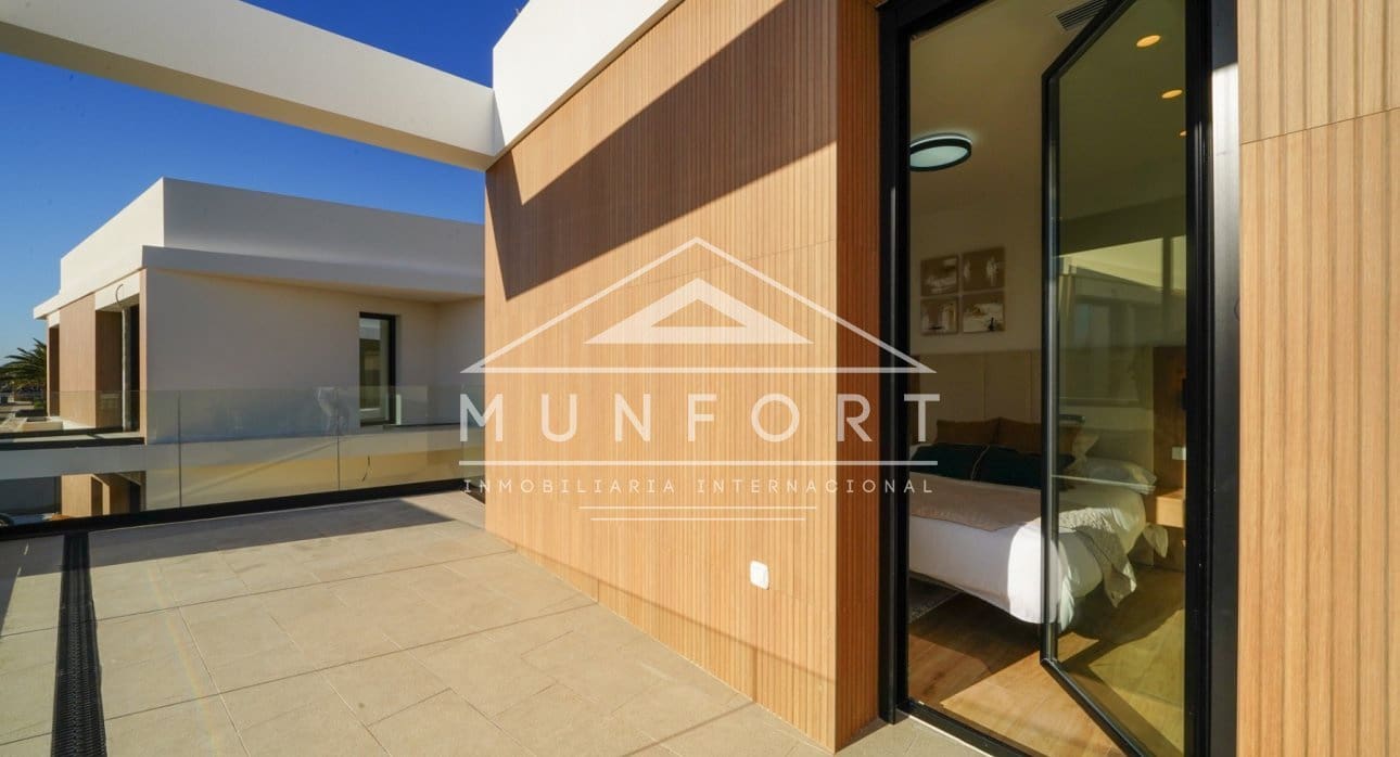 3 makuuhuone Huvila myytävänä paikassa Torre de la Horadada mukana uima-altaan - 599 900 € (Ref: 8920236)