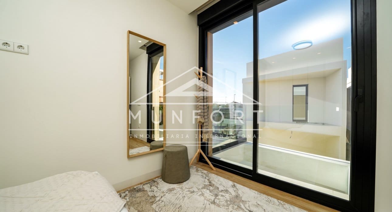 3 makuuhuone Huvila myytävänä paikassa Torre de la Horadada mukana uima-altaan - 599 900 € (Ref: 8920236)