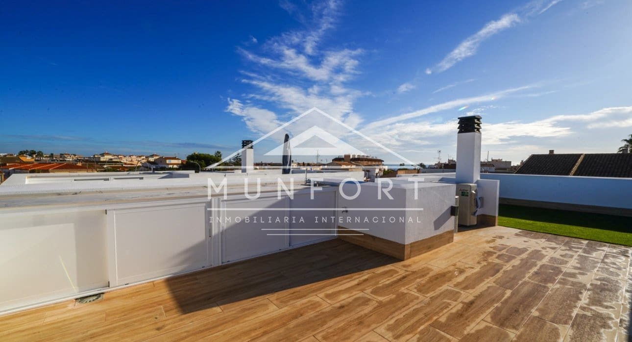 3 makuuhuone Huvila myytävänä paikassa Torre de la Horadada mukana uima-altaan - 599 900 € (Ref: 8920236)