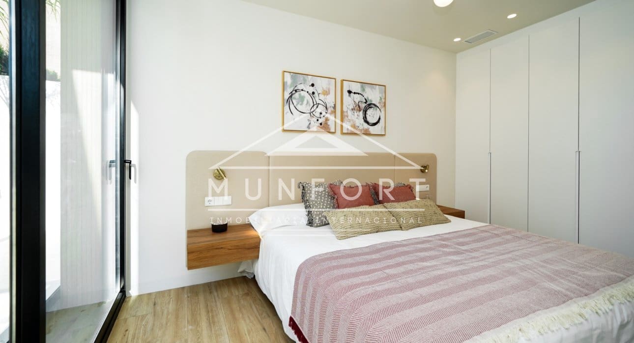 3 makuuhuone Huvila myytävänä paikassa Torre de la Horadada mukana uima-altaan - 599 900 € (Ref: 8920236)