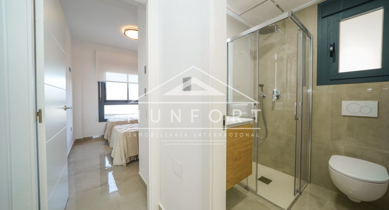 3 makuuhuone Huoneisto myytävänä paikassa Pilar de la Horadada mukana uima-altaan - 409 900 € (Ref: 8931713)