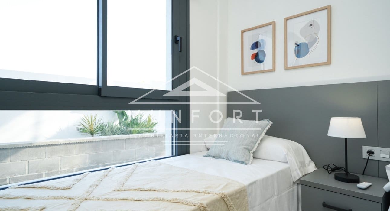 3 slaapkamer Appartement te koop in Pilar de la Horadada met zwembad - € 419.900 (Ref: 8931714)