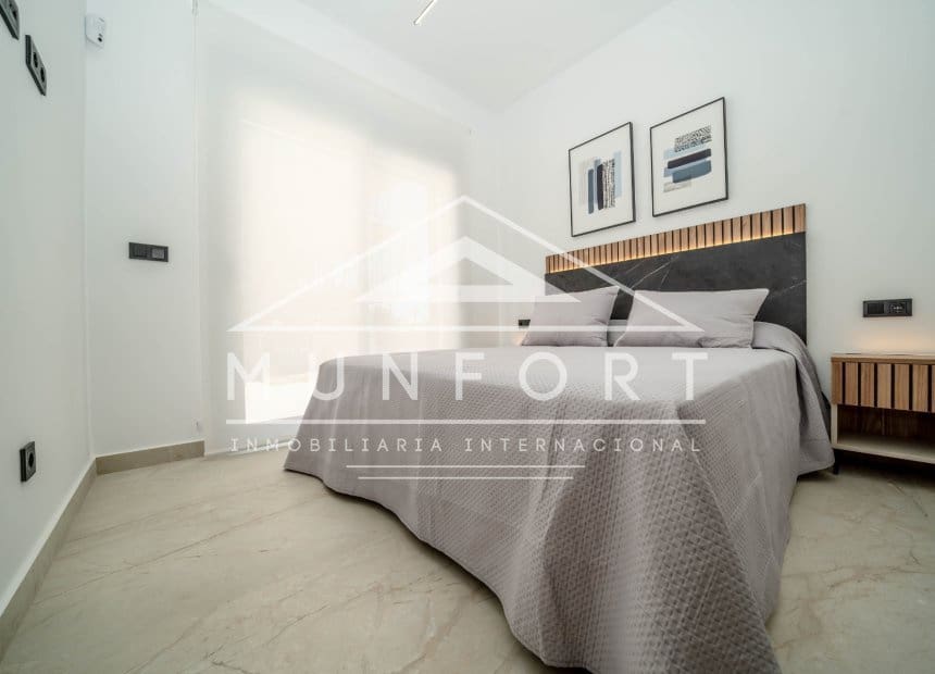 3 makuuhuone Kattohuoneisto myytävänä paikassa Pilar de la Horadada mukana uima-altaan - 579 900 € (Ref: 8932945)