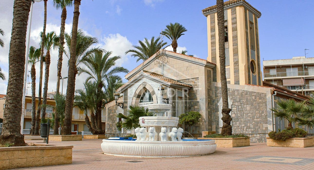 1 soveværelse Bungalow til leje i Estrella de Mar med swimmingpool - € 750 (Ref: 8966819)