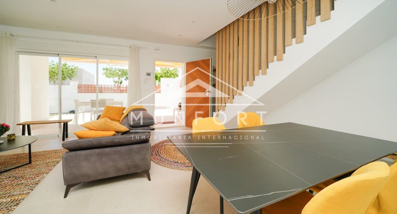 3 camera da letto Villa da affittare in Pilar de la Horadada con piscina - 2.000 € (Rif: 8966820)