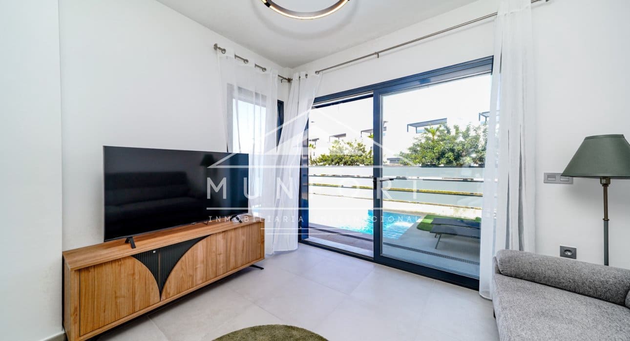 3 soveværelse Villa til leje i Santiago de la Ribera med swimmingpool - € 1.800 (Ref: 8983371)