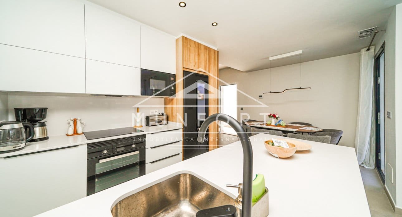 3 soveværelse Villa til leje i Santiago de la Ribera med swimmingpool - € 1.800 (Ref: 8983371)