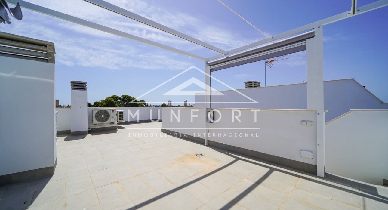 3 soveværelse Villa til leje i Santiago de la Ribera med swimmingpool - € 1.800 (Ref: 8983371)