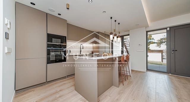 3 makuuhuone Rivitalo myytävänä paikassa Pilar de la Horadada ciudad, Pilar de la Horadada mukana uima-altaan - 385 000 € (Ref: 8992946)