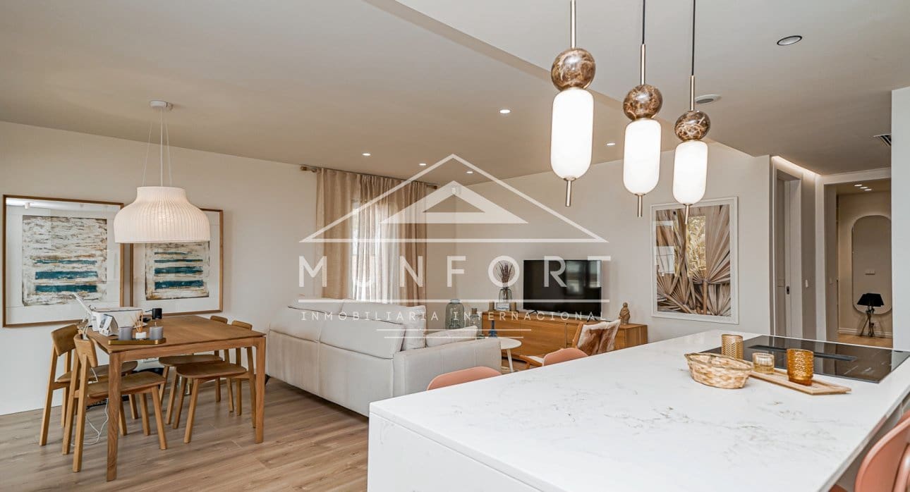 3 makuuhuone Rivitalo myytävänä paikassa Pilar de la Horadada mukana uima-altaan - 385 000 € (Ref: 8992946)