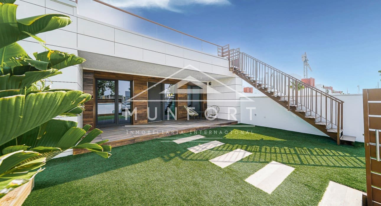 3 makuuhuone Rivitalo myytävänä paikassa Pilar de la Horadada mukana uima-altaan - 385 000 € (Ref: 8992946)