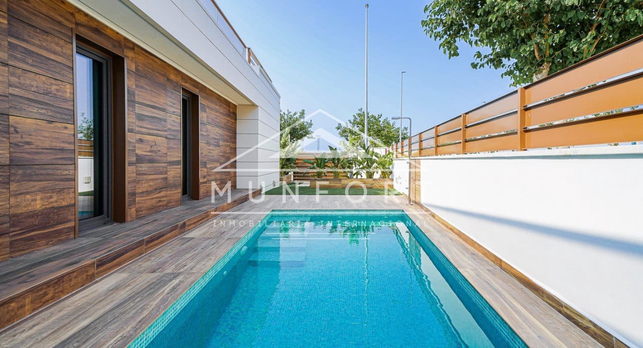 3 makuuhuone Rivitalo myytävänä paikassa Pilar de la Horadada mukana uima-altaan - 385 000 € (Ref: 8992946)