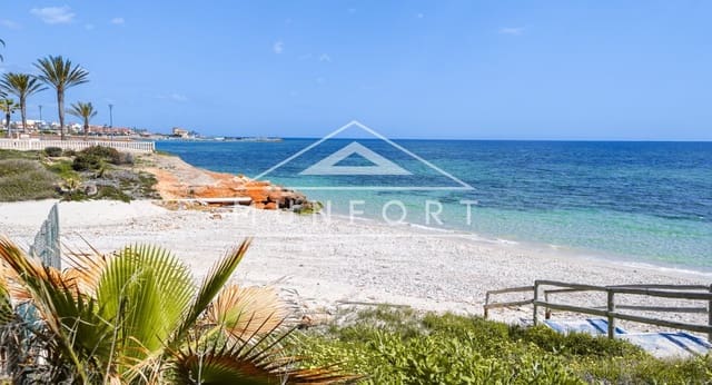 Adosado de 3 habitaciones en Pilar de la Horadada ciudad, Pilar de la Horadada en venta con piscina - 385.000 € (Ref: 8992946)