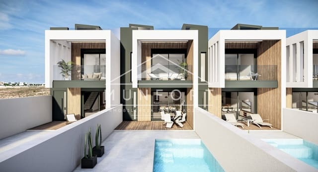 Adosado de 3 habitaciones en Pilar de la Horadada ciudad, Pilar de la Horadada en venta con piscina - 385.000 € (Ref: 8992946)