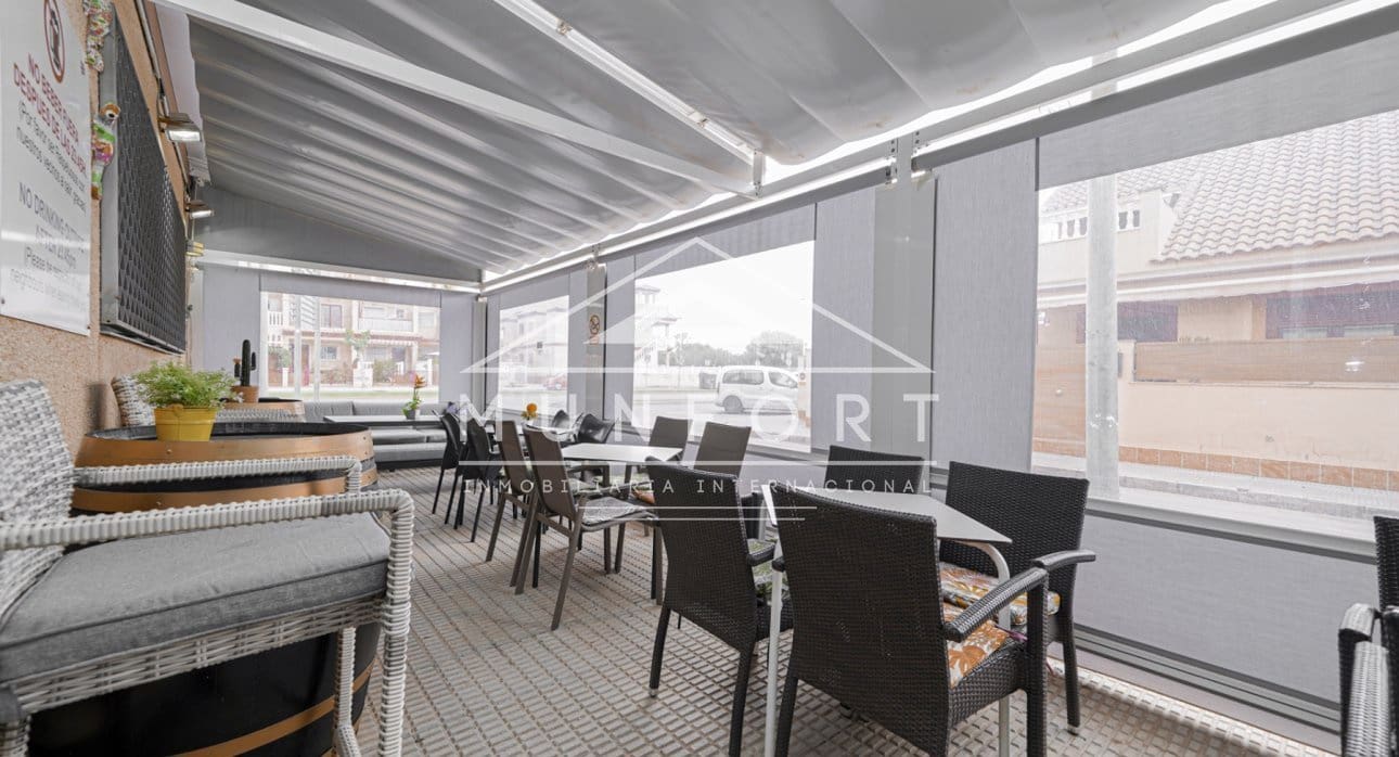 Erhverv til salg i San Pedro del Pinatar - € 399.900 (Ref: 9003731)