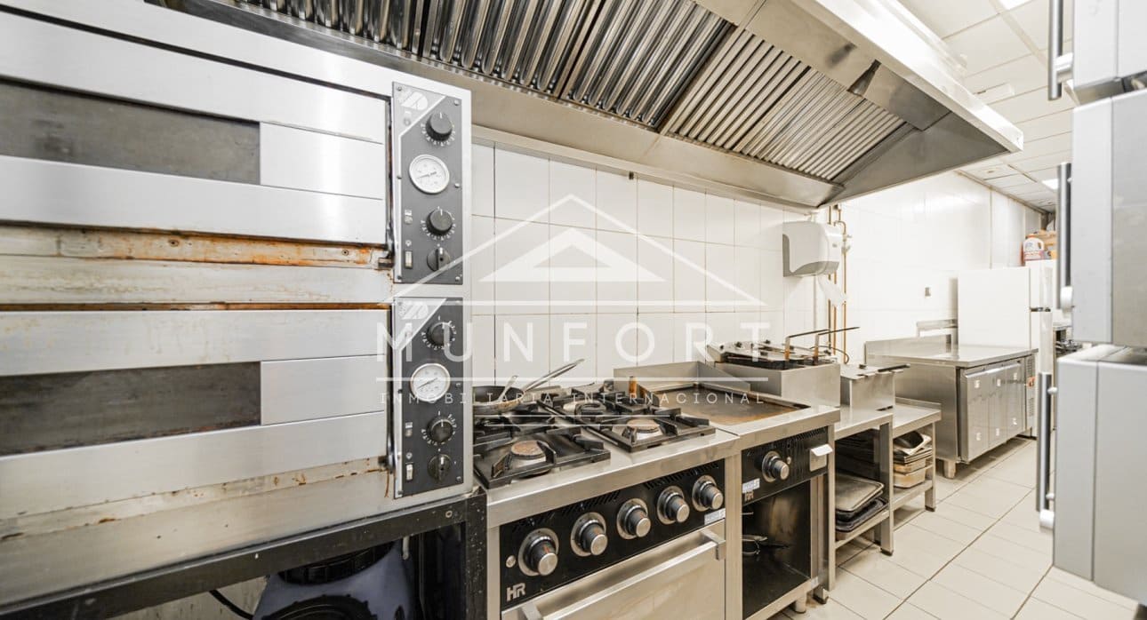 Erhverv til salg i San Pedro del Pinatar - € 399.900 (Ref: 9003731)