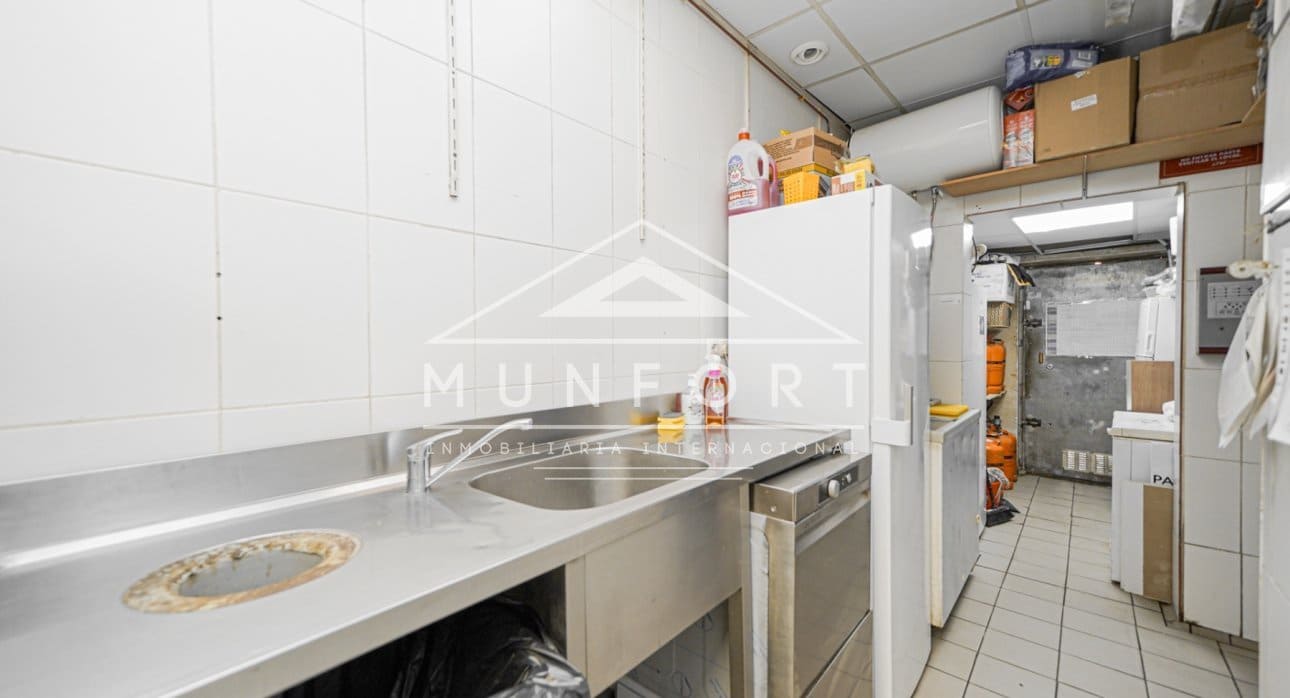 Erhverv til salg i San Pedro del Pinatar - € 399.900 (Ref: 9003731)