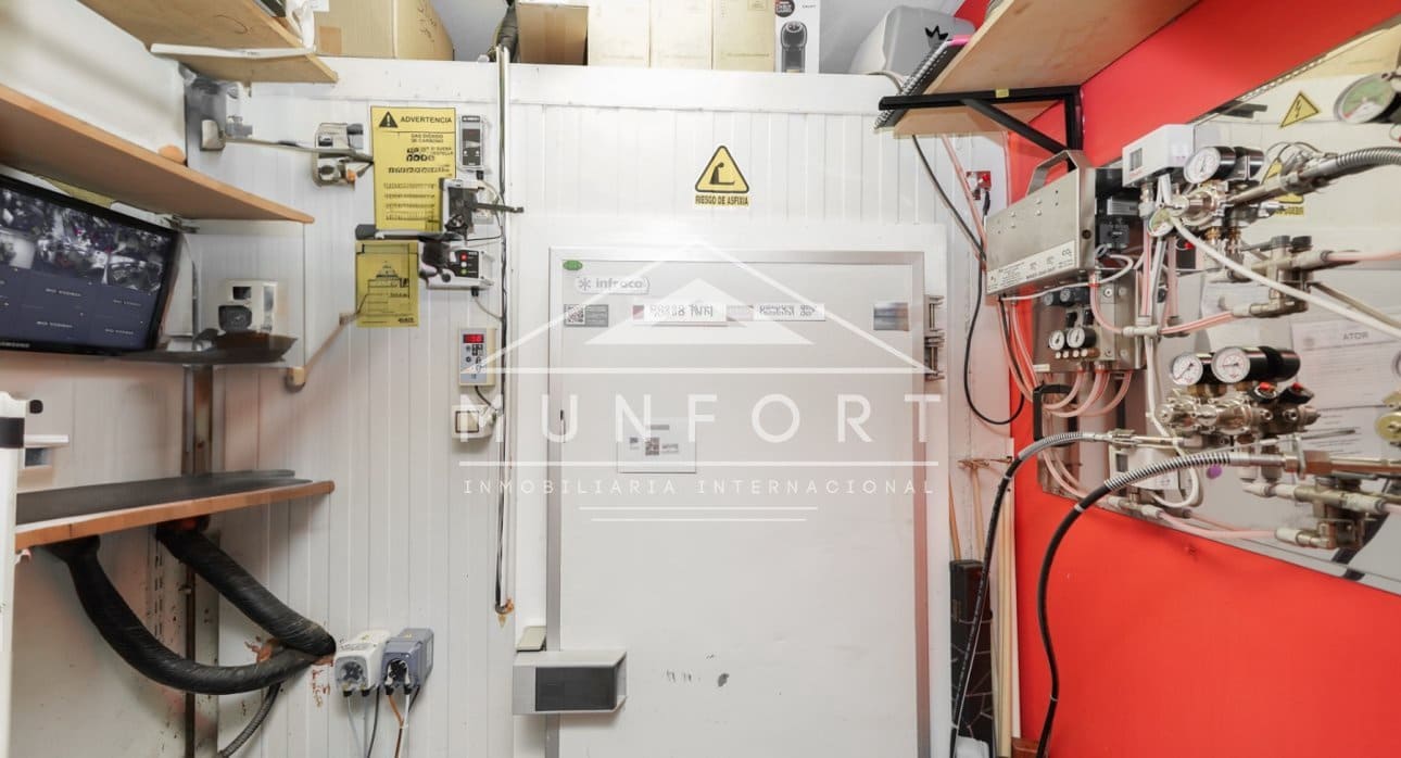 Erhverv til salg i San Pedro del Pinatar - € 399.900 (Ref: 9003731)