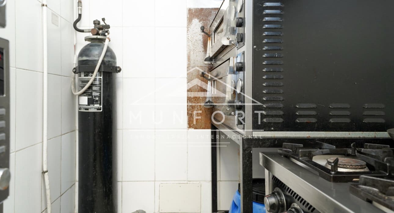 Erhverv til salg i San Pedro del Pinatar - € 399.900 (Ref: 9003731)