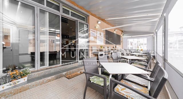 Erhverv til salg i San Pedro del Pinatar ciudad, San Pedro del Pinatar - € 399.900 (Ref: 9003731)