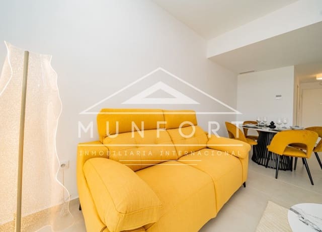 3 Zimmer Penthouse zu verkaufen in San Miguel de Salinas mit Pool - 390.000 € (Ref: 9004068)