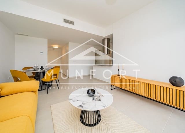 3 Zimmer Penthouse zu verkaufen in San Miguel de Salinas mit Pool - 390.000 € (Ref: 9004068)