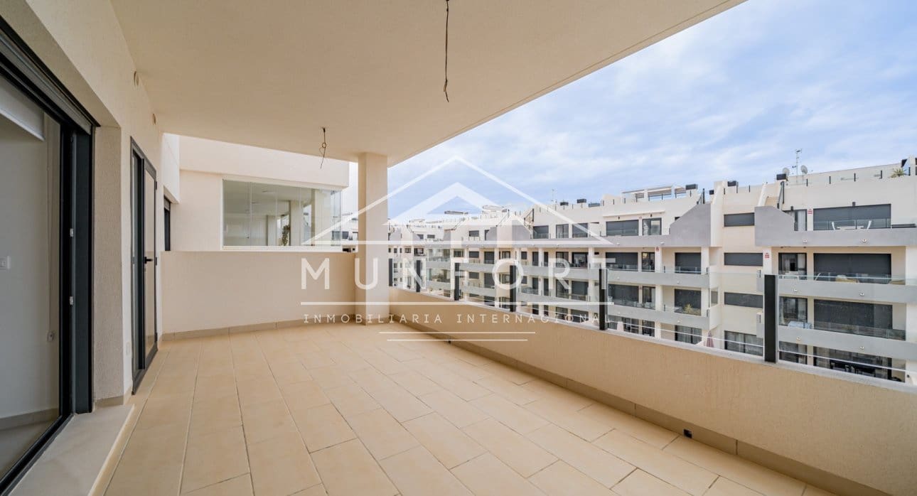 2 bedroom Apartment for sale in San Miguel de Salinas with pool - € 245,000 (Ref: 9004069)