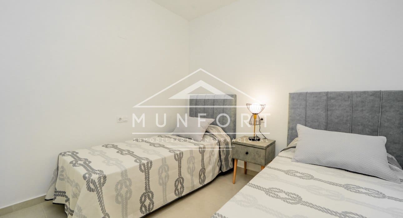 2 bedroom Apartment for sale in San Miguel de Salinas with pool - € 245,000 (Ref: 9004069)