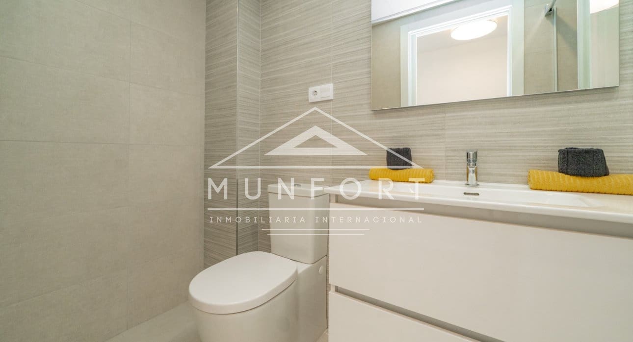 2 bedroom Apartment for sale in San Miguel de Salinas with pool - € 245,000 (Ref: 9004069)