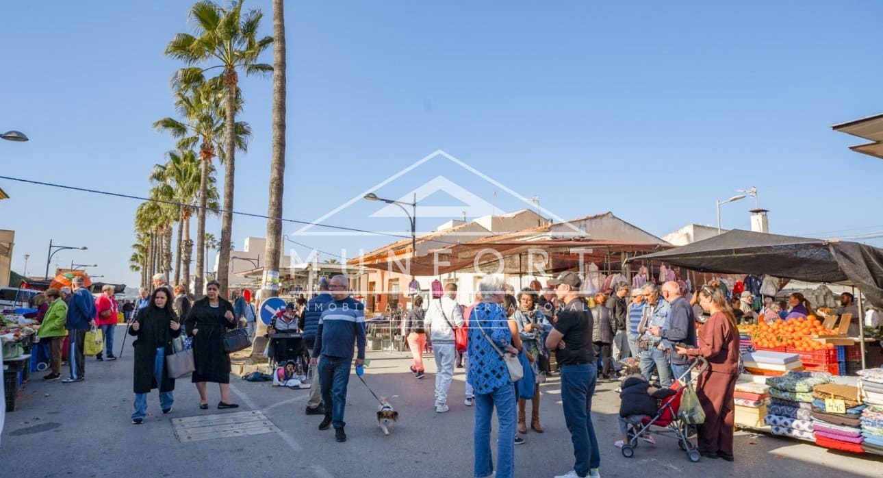 2 bedroom Apartment for sale in San Miguel de Salinas with pool - € 245,000 (Ref: 9004069)